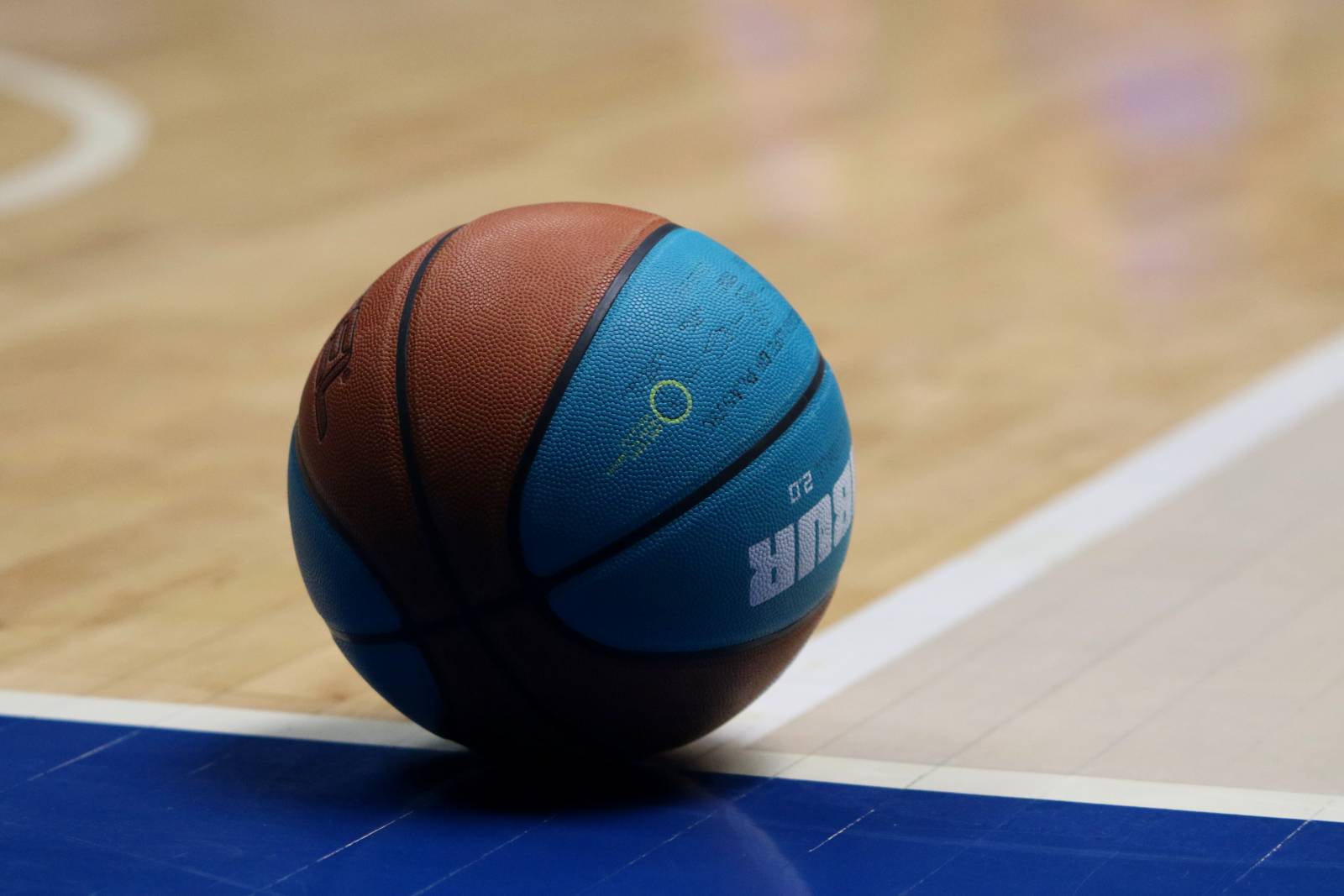 &laquo;Локомотив-Кубань&raquo; победил УНИКС и сравнял счёт в серии