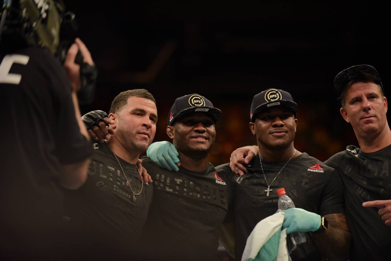 Усман высказался в поддержку Чимаева