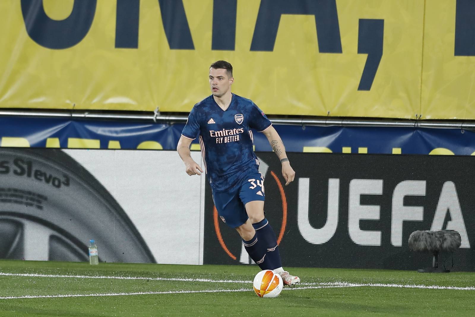 &laquo;Это футбол, такое бывает&raquo;: Джака высказался о поражении в финале Лиги Европы