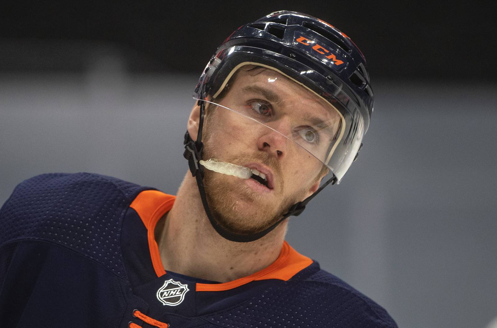 Макдэвид выиграл награду &laquo;Конн Смайт Трофи&raquo;