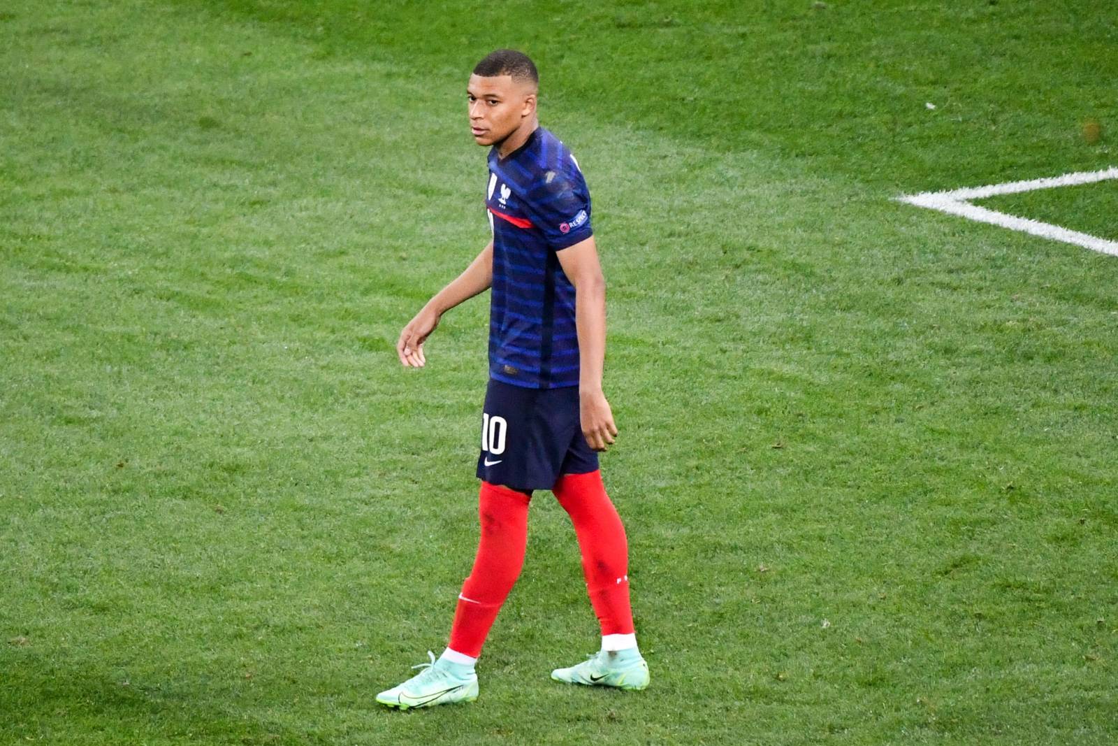 Павлюченко &mdash; о травме Мбаппе: &laquo;Перелом носа &mdash; это не сломанные ноги или череп&raquo;