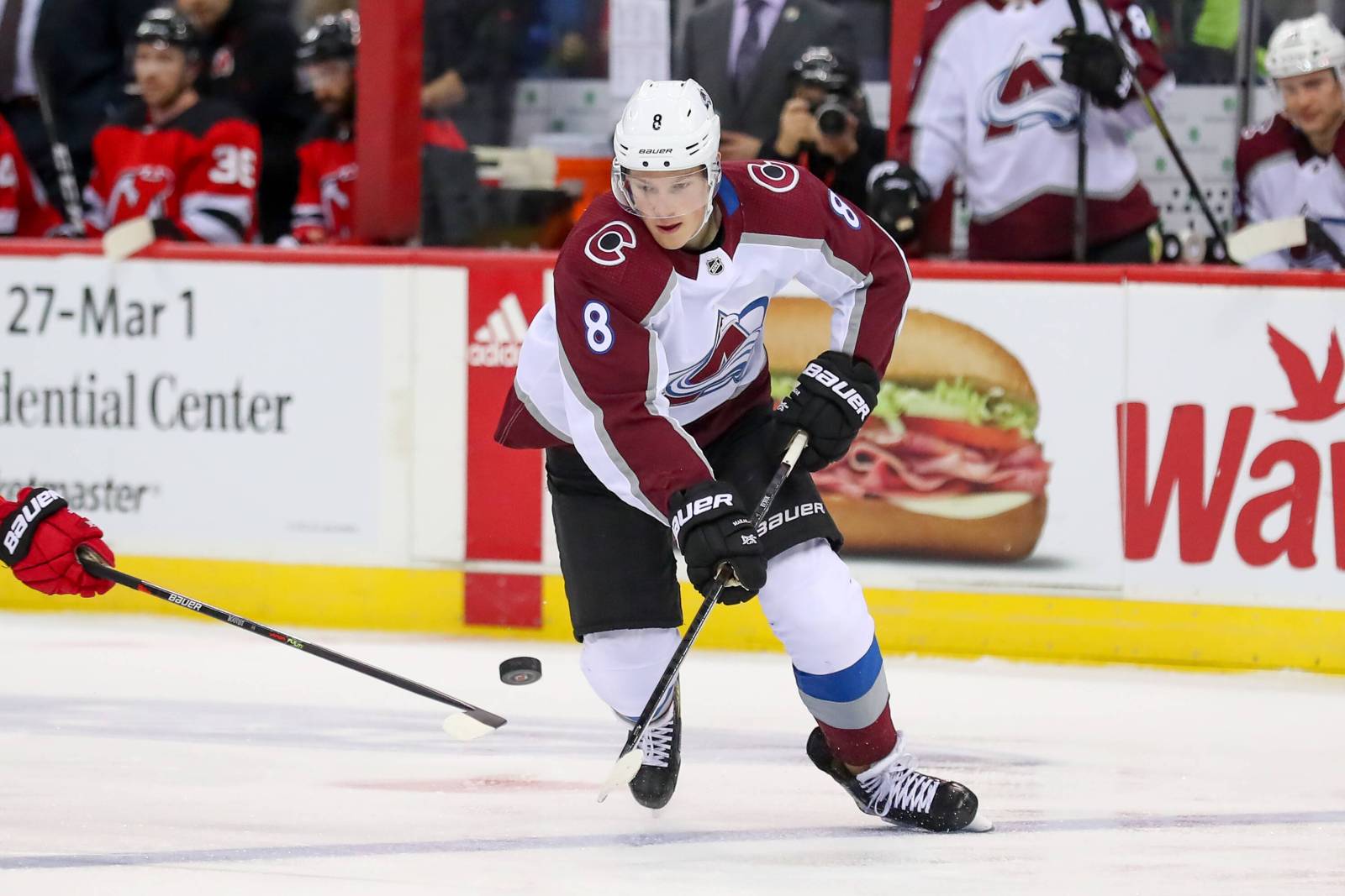 Гол Коваленко помог &laquo;Колорадо&raquo; переиграть &laquo;Оттаву&raquo;