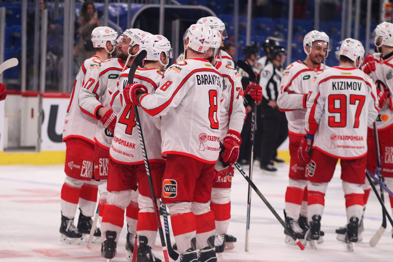 Девять шайб на двоих: Дубль Мэйсека принёс «Автомобилисту» победу над «Трактором» в КХЛ